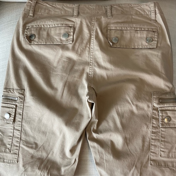 Michael Kors Detailed Pants - Picture 3 of 4